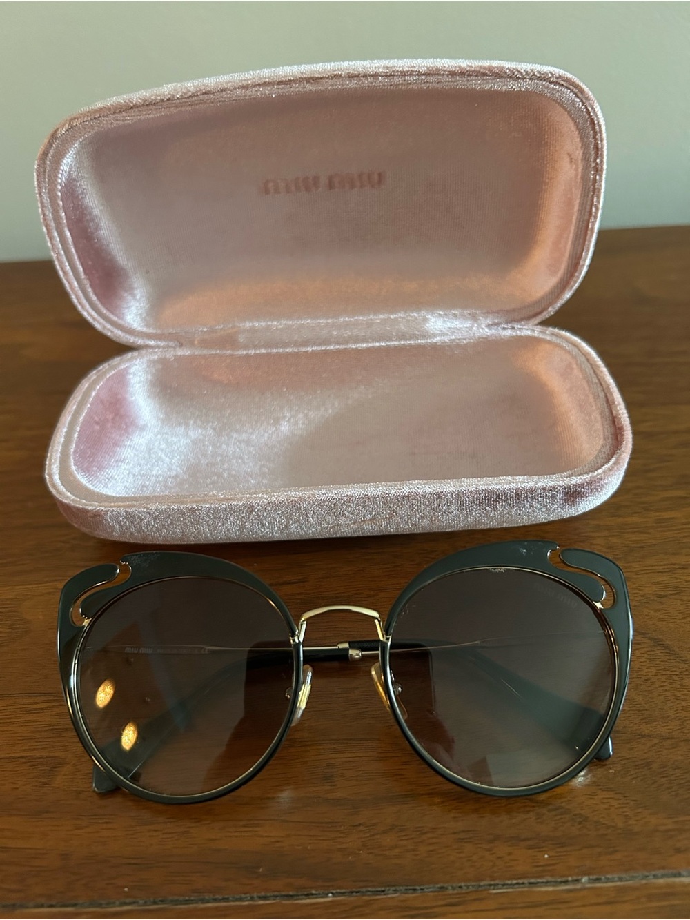 Miu Miu Black Cat-Eye Sunglasses - Picture 3 of 3
